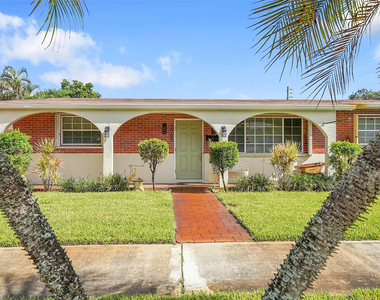 2705 Roosevelt Street - Photo Thumbnail 1