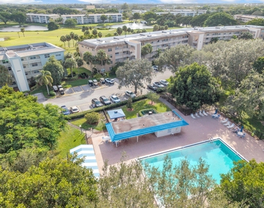 3003 Portofino Isle - Photo Thumbnail 44
