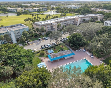 3003 Portofino Isle - Photo Thumbnail 43