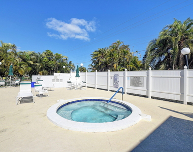 1670 Nw 18th Avenue - Photo Thumbnail 25