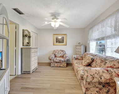 1670 Nw 18th Avenue - Photo Thumbnail 11
