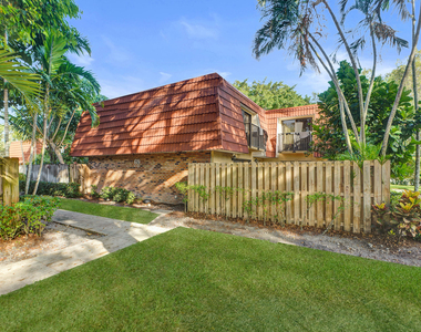 736 Nw 98th Circle - Photo Thumbnail 21