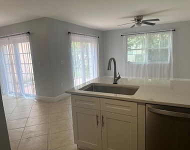 4151 Eastridge Circle - Photo Thumbnail 16
