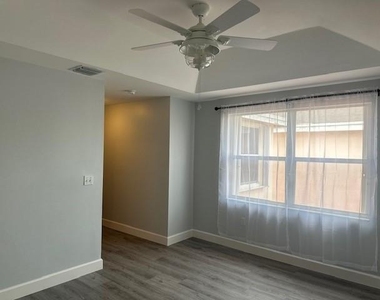 4151 Eastridge Circle - Photo Thumbnail 26