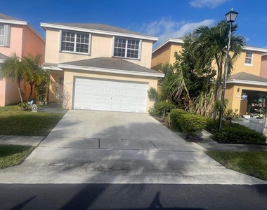 4151 Eastridge Circle - Photo Thumbnail 6