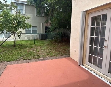 4151 Eastridge Circle - Photo Thumbnail 18