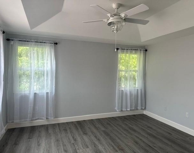 4151 Eastridge Circle - Photo Thumbnail 27