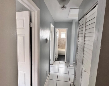 1132 Nw 5th Court - Photo Thumbnail 1