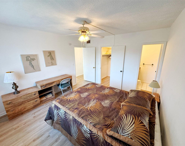 310 S Cypress Road - Photo Thumbnail 11