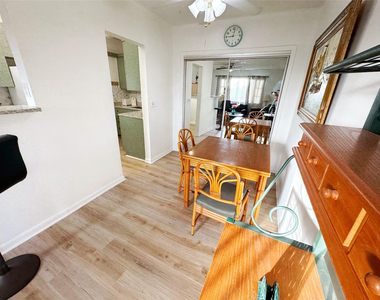 310 S Cypress Road - Photo Thumbnail 7