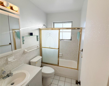 310 S Cypress Road - Photo Thumbnail 8