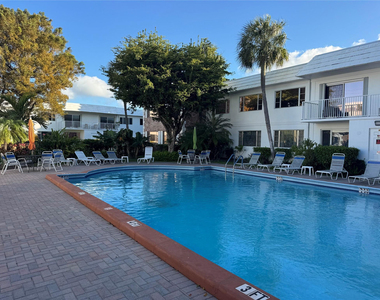 310 S Cypress Road - Photo Thumbnail 16