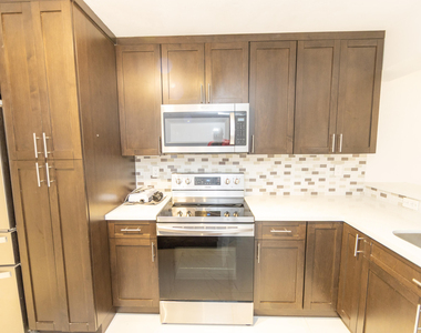 11060 S Lakeview Drive - Photo Thumbnail 10