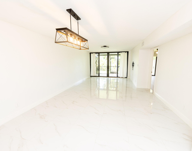 11060 S Lakeview Drive - Photo Thumbnail 23