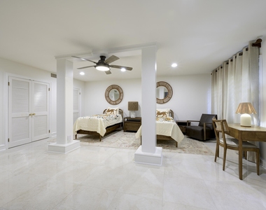 1125 N Flagler Drive - Photo Thumbnail 24