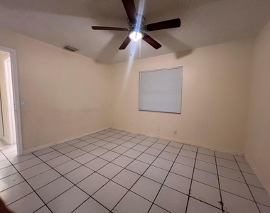 5320 Elmhurst Road - Photo Thumbnail 15