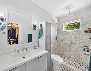 1015 Madrid Street - Photo Thumbnail 18