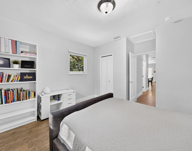 1015 Madrid Street - Photo Thumbnail 35