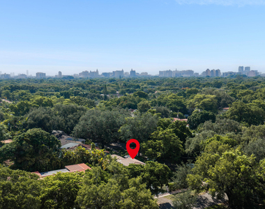 1015 Madrid Street - Photo Thumbnail 26