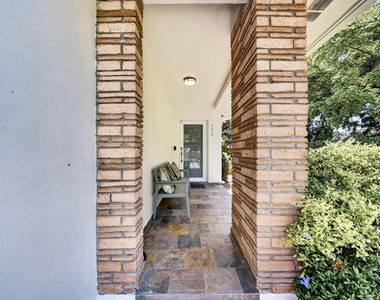1015 Madrid Street - Photo Thumbnail 2