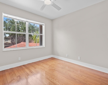 4250 Nw 1st Place - Photo Thumbnail 19