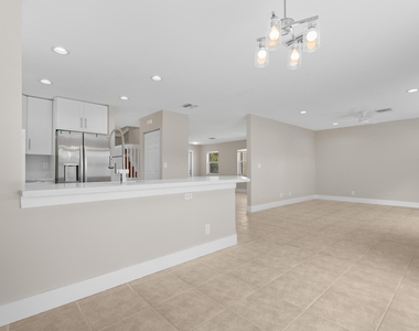 4250 Nw 1st Place - Photo Thumbnail 16
