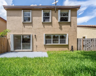 4250 Nw 1st Place - Photo Thumbnail 31