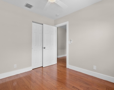 4250 Nw 1st Place - Photo Thumbnail 23