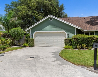 433 Goldenwood Way - Photo Thumbnail 3