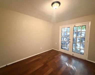 510 W Marvin Avenue - Photo Thumbnail 10
