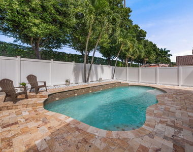 6344 Barton Creek Circle - Photo Thumbnail 14