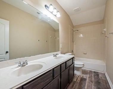 1900 Abby Creek Drive - Photo Thumbnail 16