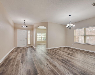 1900 Abby Creek Drive - Photo Thumbnail 7