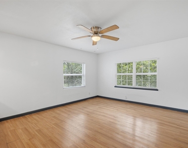 620 E Sears Street - Photo Thumbnail 17