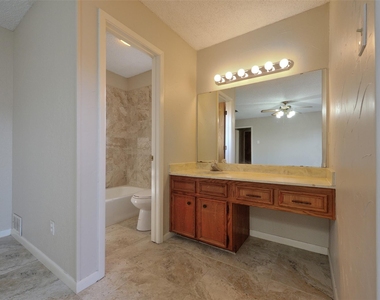 1209 Kay Drive - Photo Thumbnail 16