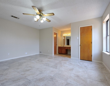 1209 Kay Drive - Photo Thumbnail 15