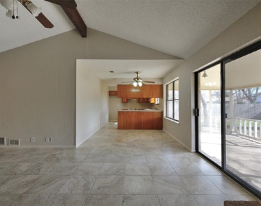 1209 Kay Drive - Photo Thumbnail 10