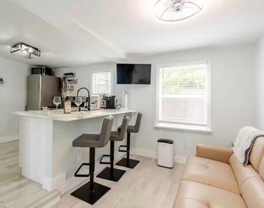 424 Malverne Road - Photo Thumbnail 22
