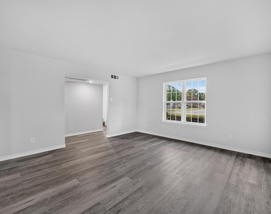 1801 E Grauwyler Road - Photo Thumbnail 28