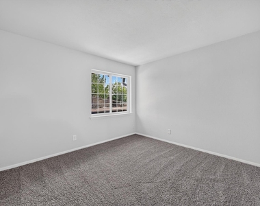 1801 E Grauwyler Road - Photo Thumbnail 14