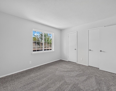 1801 E Grauwyler Road - Photo Thumbnail 19