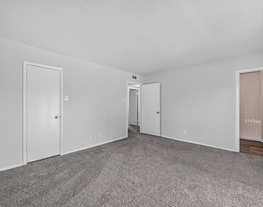 1801 E Grauwyler Road - Photo Thumbnail 23