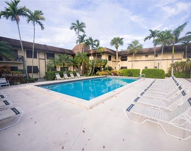 7725 Sw 86th Street - Photo Thumbnail 13