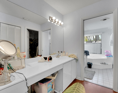 14544 Autumn Avenue - Photo Thumbnail 22