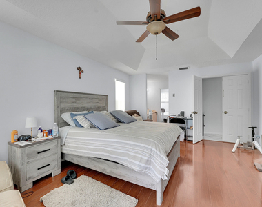 14544 Autumn Avenue - Photo Thumbnail 20