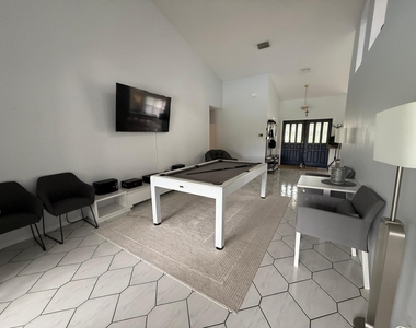 14544 Autumn Avenue - Photo Thumbnail 14