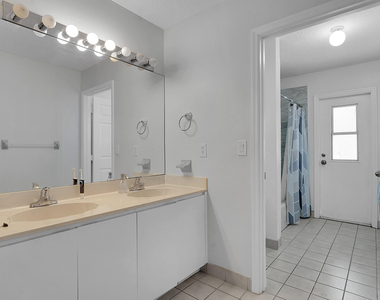 14544 Autumn Avenue - Photo Thumbnail 23
