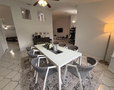 14544 Autumn Avenue - Photo Thumbnail 17