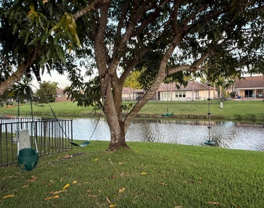 14544 Autumn Avenue - Photo Thumbnail 38