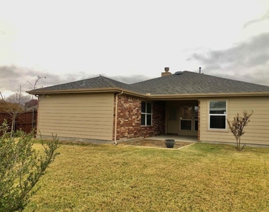 3311 Admiral Drive - Photo Thumbnail 11